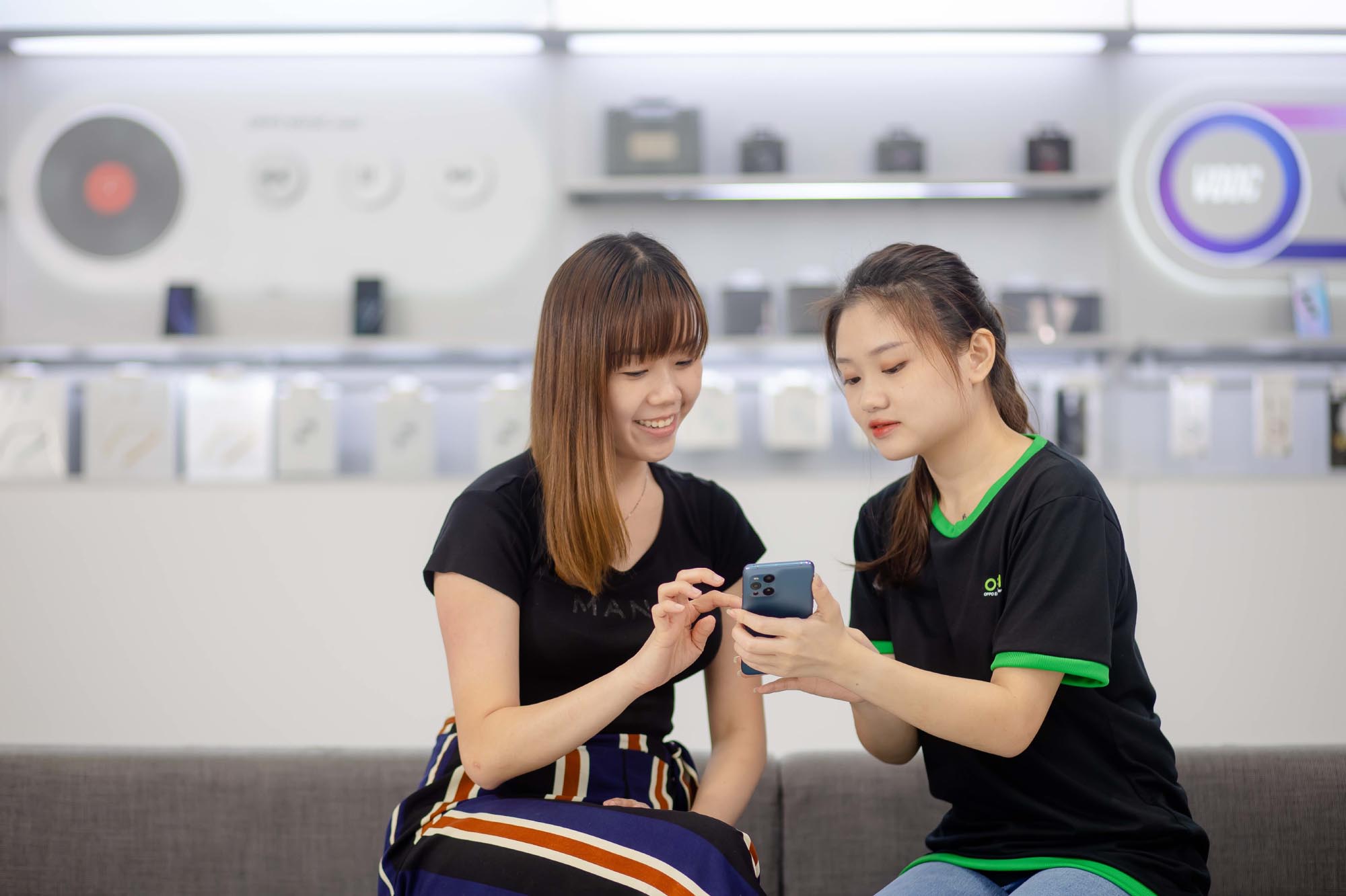O-Time in OPPO Brand Store 21